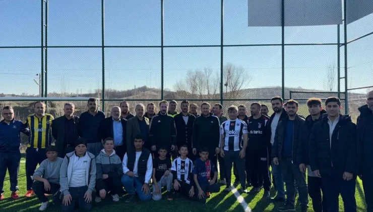 AK Parti Kuyucak’ta Köy Halkıyla Bir Araya Geldi