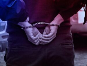 Uyuşturucu Ticareti yapmaktan 19 Yıl Cezası Vardı YAKALANDI!