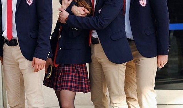 MEB, Özel Okullarda Kıyafet Yönetmeliğinde Değişikliğe Gitti!