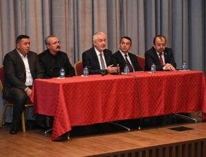 Başkan Başdeğirmen pazar esnafıyla buluştu