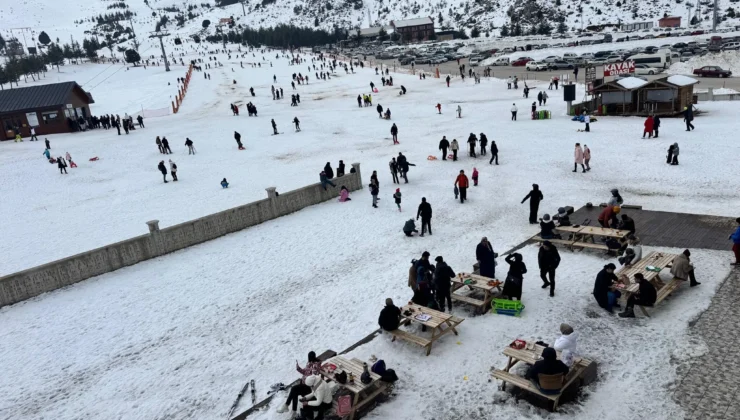 Davraz Kayak Merkezinin 1 Haftalık Ziyaretçi Sayısı Açıklandı Tam 55 Bin