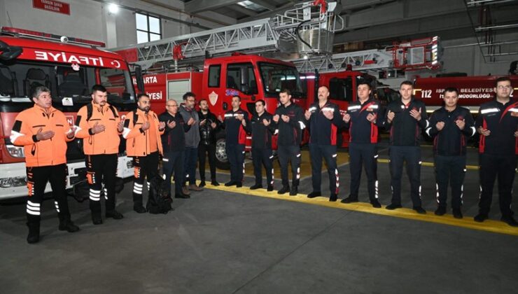 Her sabah göreve duayla başlıyorlar