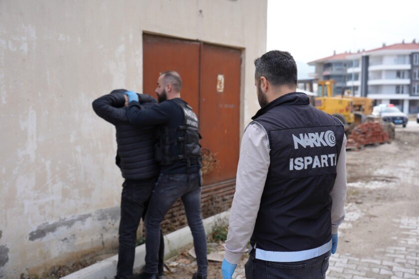 Işıkkent Mahallesinde Narkoalan uygulaması n3 e1737801088216