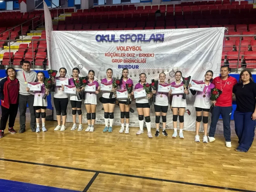 Hızırbey Ortaokulu, Namağlup Bölge Şampiyonu Oldu! 2 1