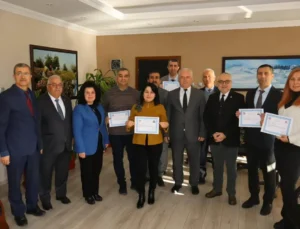 Özel İdare Personellerine Başarı Belgesi Verildi