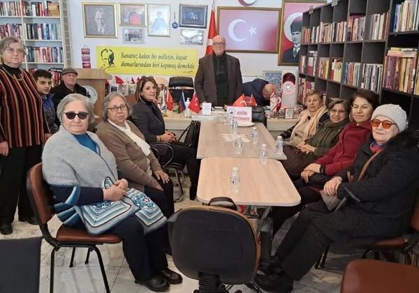 Atatürk Kütüphanesi’ne Önemli Ziyaret ve Kitap Bağışı Yapıldı