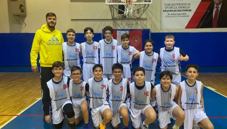 Nazmiye Demirel Ortaokulu, Basketbol Şampiyonasına Harika bir Başlangıç Yaptı