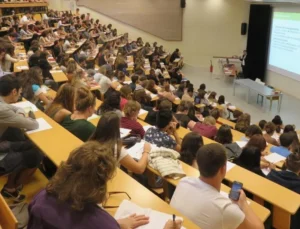 Isparta’da 1934 üniversite öğrencisine günlük 1083 lira harçlık