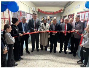 Sarıidris Kasabası Ortaokuluna Kütüphane ve Laboratuvar Sınıfı Yapıldı