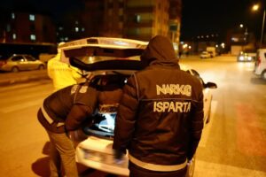 Isparta Emniyet Müdürlüğü 1 Saatte 118 Şahıs ve 63 Araç Kontrol Etti SaveClip.App 477617226 9146426695450183 8829880805466835557 n