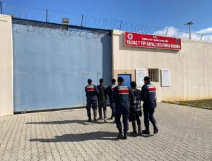 Isparta Gelendost’ta 14 Yıl Hapis Cezasıyla Aranan Şahıslar Yakalandı