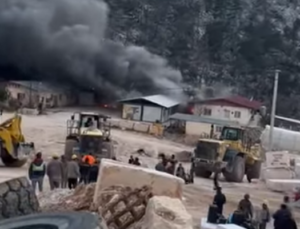 İşçilerin kaldığı  konteynerde yangın çıktı