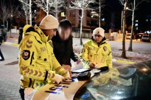 241 Şahıs 56 Araç Sürücüsü Kontrol Edildi. n3