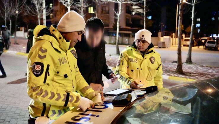 241 Şahıs 56 Araç Sürücüsü Kontrol Edildi.