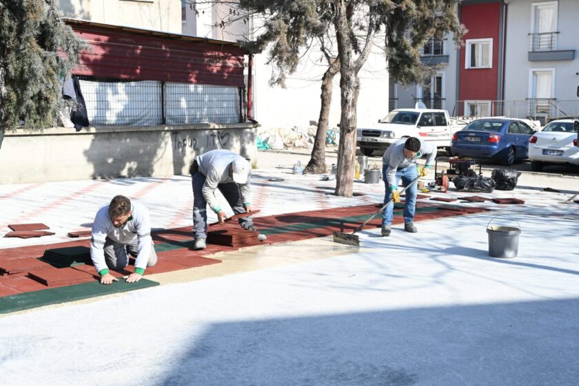 Çocuklar için yeni oyun alanları ve parklar yapılıyor p e1738709201660
