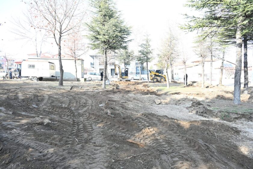 Çocuklar için yeni oyun alanları ve parklar yapılıyor p2 e1738709218622