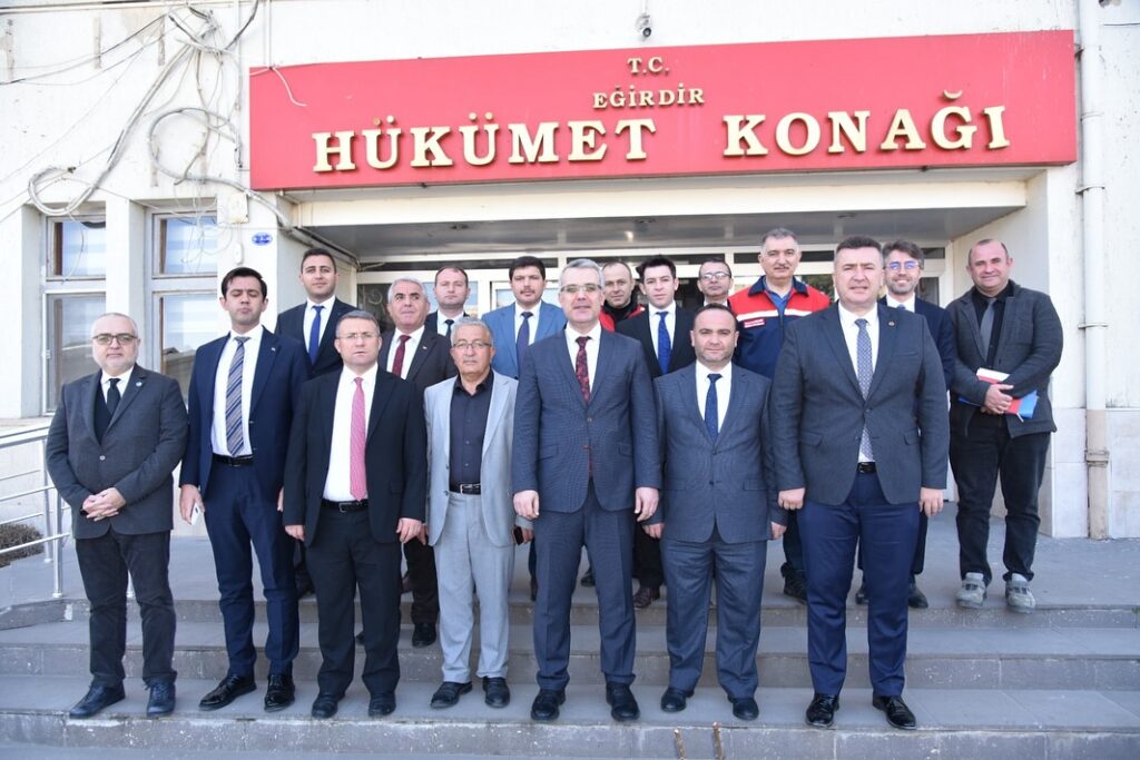 Isparta'nın Eğirdir İlçesinde Sahipsiz Sokak Hayvanları İçin Önemli Toplantı Gerçekleşti 1 14