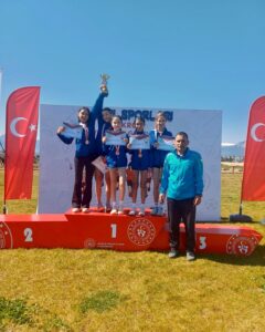 Yıldız Kızlarımızdan Büyük Başarı! Türkiye Üçüncüsü Oldular! 1 6