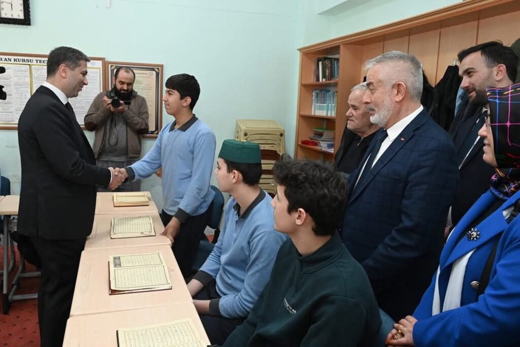 AK Parti Genel Başkan Yardımcısı Zafer Sırakaya, Isparta’da Ziyaretlerde Bulundu 1 7