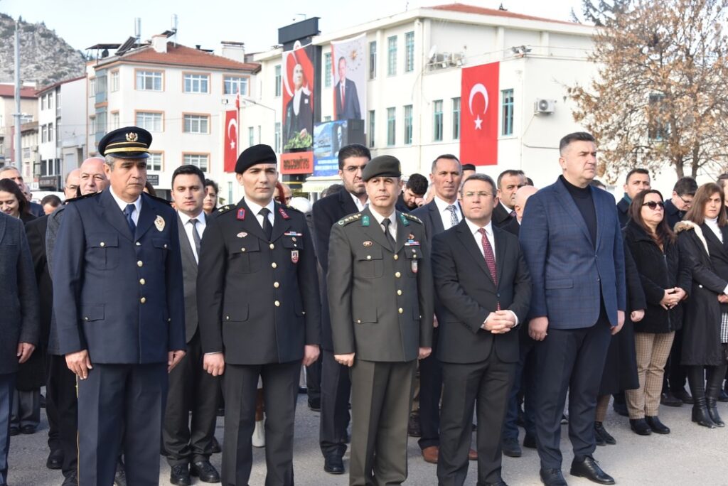 Eğirdir’de Gazi Mustafa Kemal Atatürk’ün Eğirdir’e Gelişinin 95. Yılı Coşkuyla Kutlandı 10