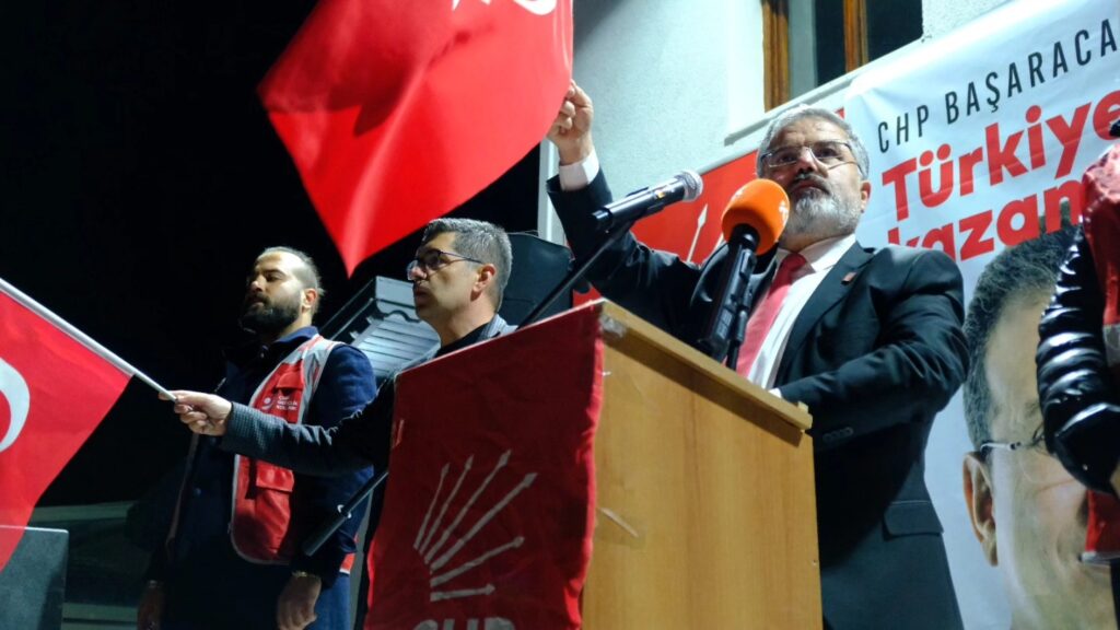 Hikmet Yalım Halıcı: Isparta, Demokrasiyi çiğneyenlere karşı omuz omuzaydı! 13 1