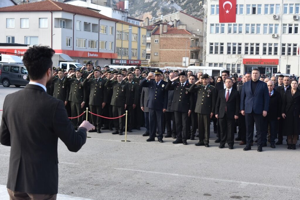 Eğirdir’de Gazi Mustafa Kemal Atatürk’ün Eğirdir’e Gelişinin 95. Yılı Coşkuyla Kutlandı 3 4