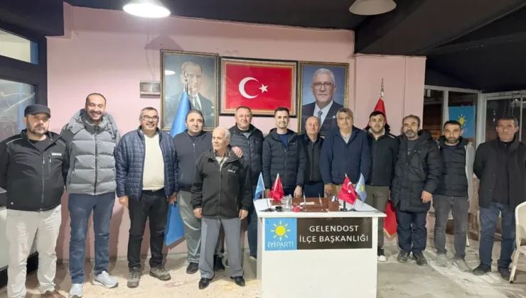 Gelendost Belediye Başkanı Mustafa Özmen, Siyasi Parti İlçe Başkanlarıyla Buluştu