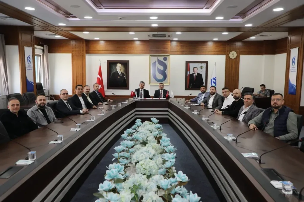 ISUBÜ ile IDGEP Arasında İşletmede Mesleki Eğitim Protokolü İmzalandı 3 9