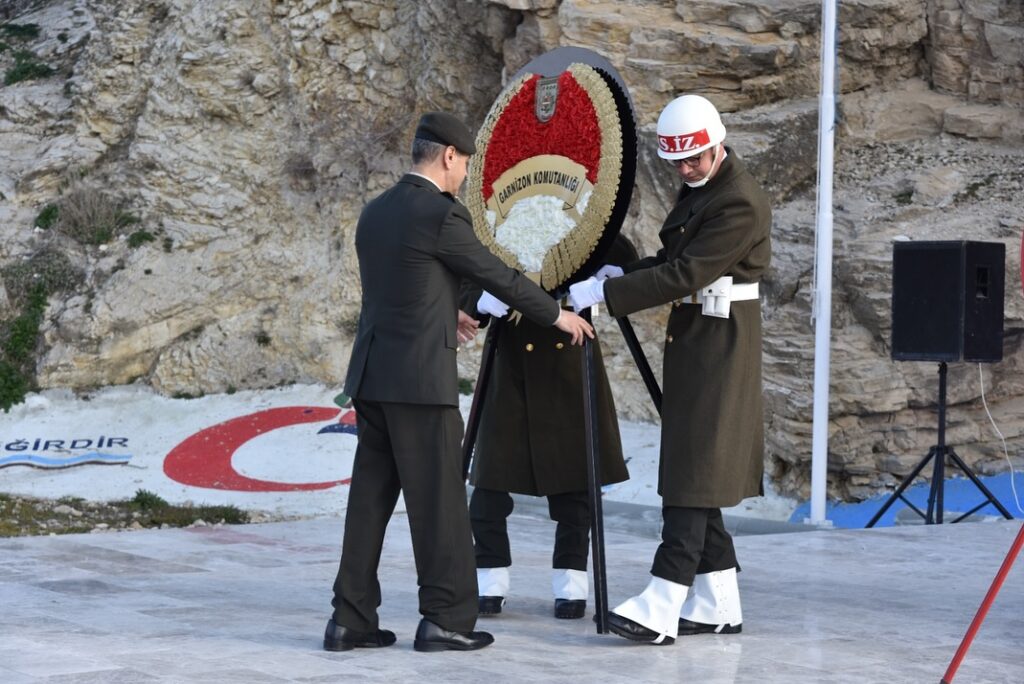 Eğirdir’de Gazi Mustafa Kemal Atatürk’ün Eğirdir’e Gelişinin 95. Yılı Coşkuyla Kutlandı 6