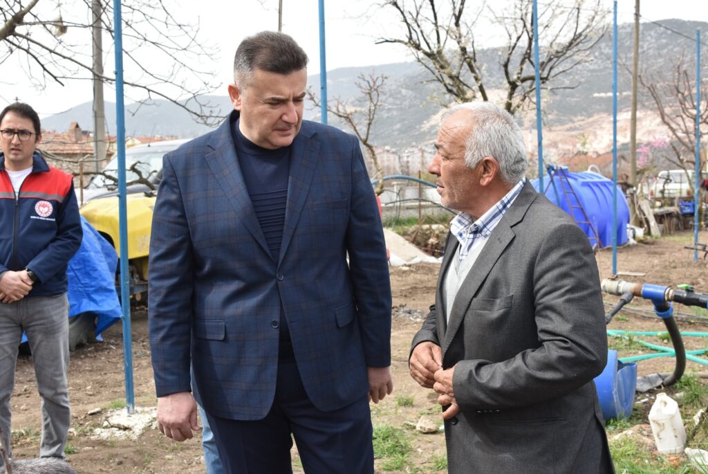Isparta'da Topraksız Çilek Üretimi Başladı 9 4