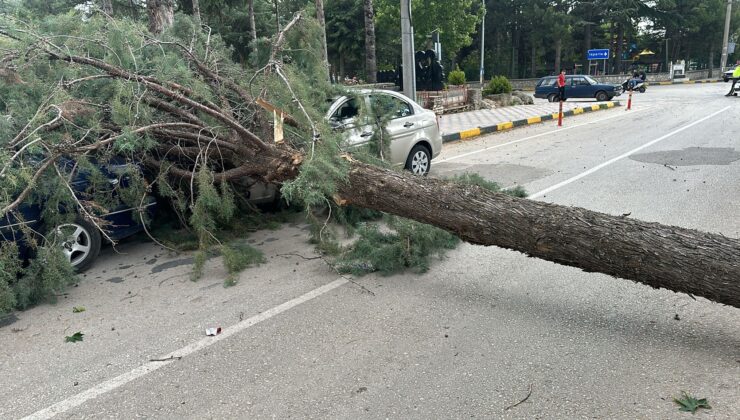 Isparta’da 17 Mart’ta Kuvvetli Fırtına Uyarısı: Vatandaşlar Dikkatli Olmalı!