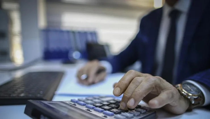 Memurlara Çocuk Bakımı İçin Yarı Zamanlı Çalışma Hakkı Geliyor