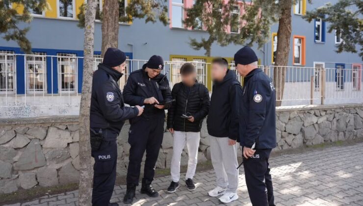 Isparta’da Okul Çevrelerinde Güvenlik Uygulaması: 19 Okul ve 221 Şahıs Kontrol Edildi!