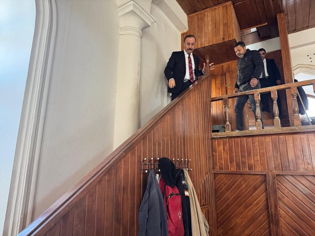 Isparta Ulu Camii Restorasyon Çalışmaları Devam Ediyor: Vali Abdullah Erin Yerinde İnceledi SaveClip.App 482907387 18462079108070620 432418821092205630 n