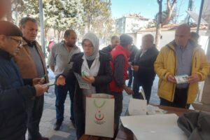 Isparta'da Ücretsiz Kanser Tarama Kiti ve Bilgilendirme Desteği: Kanserle Mücadelede Farkındalık Artıyor SaveClip.App 483186002 17881191852250367 169058031635437785 n