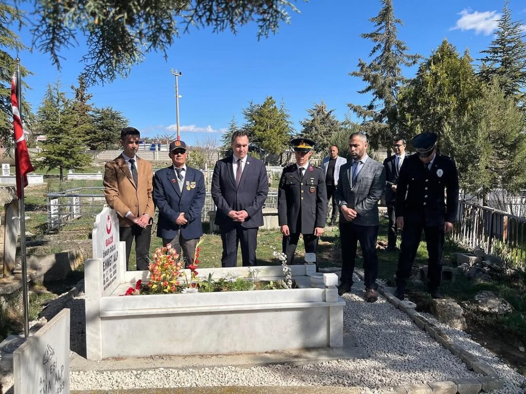 Gelendost Belediyesi 18 Mart Çanakkale Zaferi ve Şehitleri Anma Günü’nde Anlamlı Bir Program Düzenledi SaveClip.App 485195750 17891617326209466 8582194023421591026 n