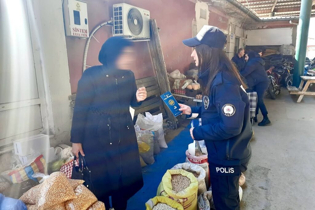 Isparta Emniyeti Vatandaşları Bilgilendirdi: KADES ve UYUMA Uygulamalarına Dikkat! SaveClip.App 485629159 17899001217160537 4935029524522937222 n