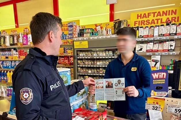 Isparta Emniyeti Vatandaşları Bilgilendirdi: KADES ve UYUMA Uygulamalarına Dikkat! SaveClip.App 485995022 17899001205160537 3038199228713951771 n