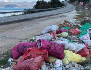 Isparta Eğirdir-Barla Karayolu Çöplüğe Döndü, Vatandaşlar Tepkili