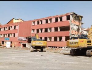 Yalvaç’ta Okul Binalarında Depreme Dayanıksızlık Sorunu Devam Ediyor: İkili Öğretim Sürmekte