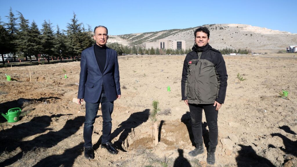 Süleyman Demirel Üniversitesi, Kadınlar Günü’nde Fidan Dikerek Anlamlı Bir Etkinlik Gerçekleştirdi a4