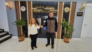 Isparta Orman Bölge Müdürlüğü Çalışan Kadın Personel'ini Unutmadı b1