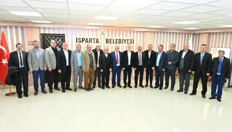 Senirkent Heyeti, Isparta Belediye Başkanı Şükrü Başdeğirmen’i Ziyaret Etti