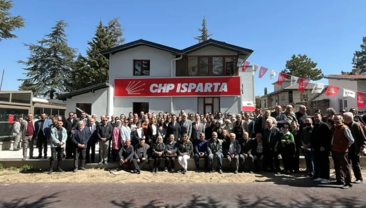Isparta CHP’de Yeni Yönetim, Görev Dağılımını Yaptı