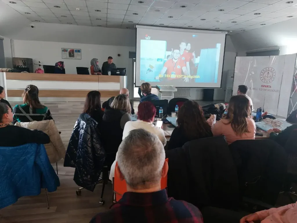 Isparta’da STEM Çalıştayı Gerçekleştirildi e3