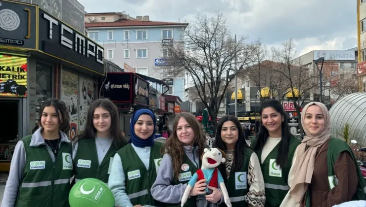SDÜ Genç Yeşilay Ekibi, 1-7 Mart Yeşilay Haftası’nda Isparta’da Farkındalık Oluşturuyor
