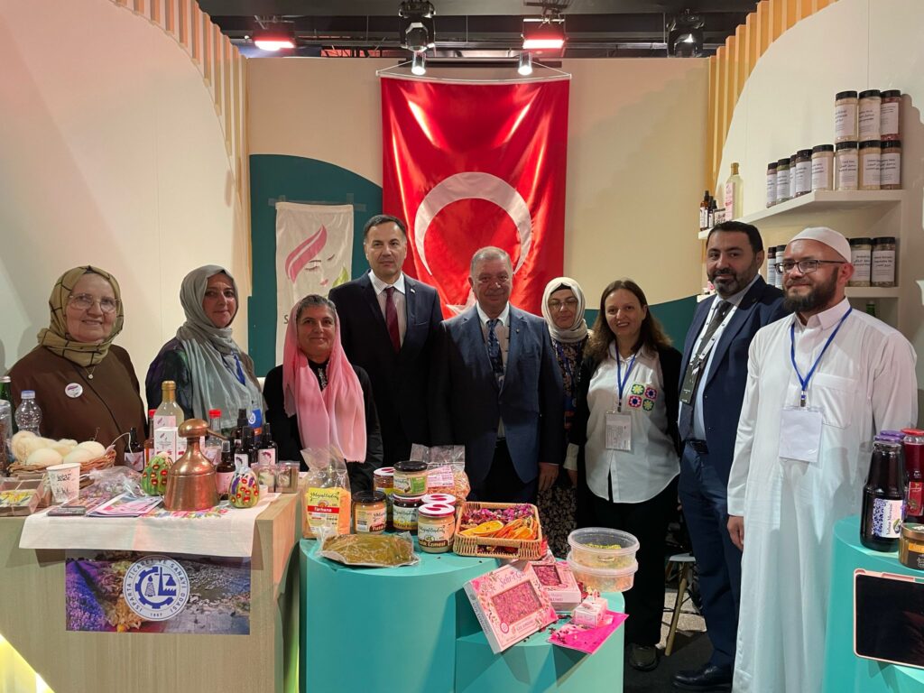 ITSO Heyeti, 38 Kişilik Katılım İle Mekke Helal Forumuna Katıldı: Isparta İçin Yeni Fırsatlar Oluşturuluyor itso 3