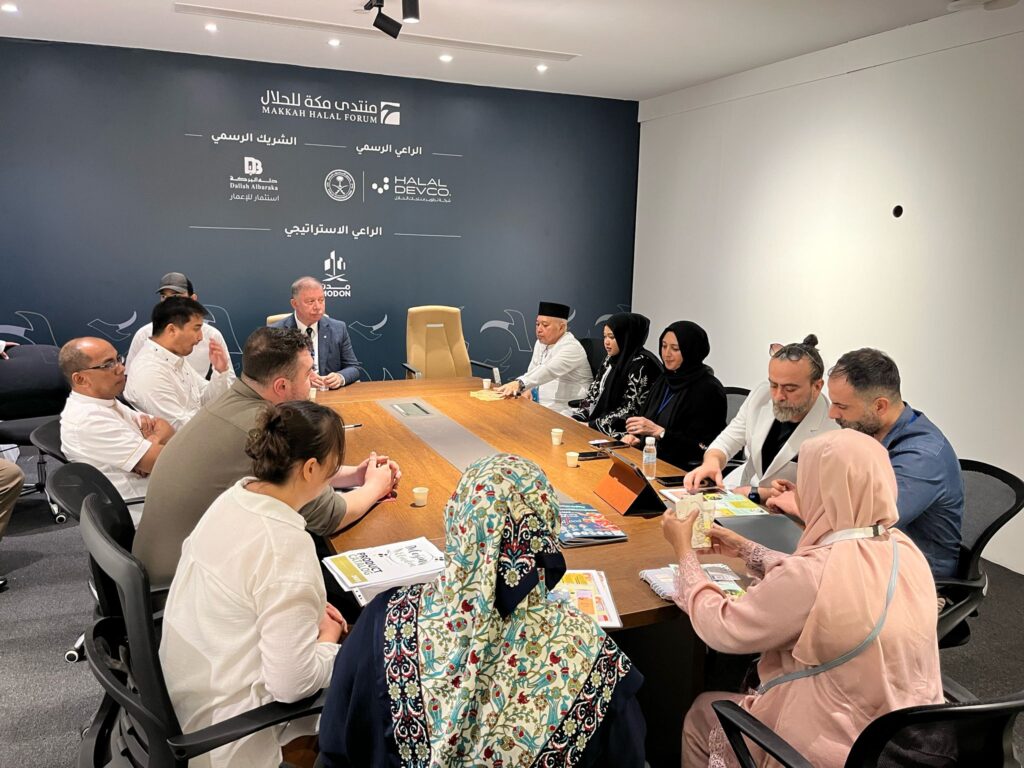 ITSO Heyeti, 38 Kişilik Katılım İle Mekke Helal Forumuna Katıldı: Isparta İçin Yeni Fırsatlar Oluşturuluyor itso 4