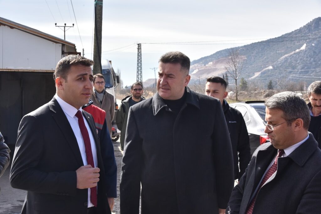 Eğirdir Belediye Başkanı Mustafa Özer, Mantar Üreticilerini Ziyaret Etti m10