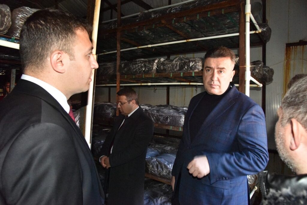 Eğirdir Belediye Başkanı Mustafa Özer, Mantar Üreticilerini Ziyaret Etti m7
